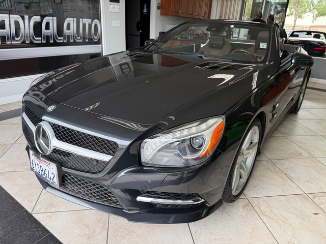 2013 Mercedes-Benz SL 550 Convertible
