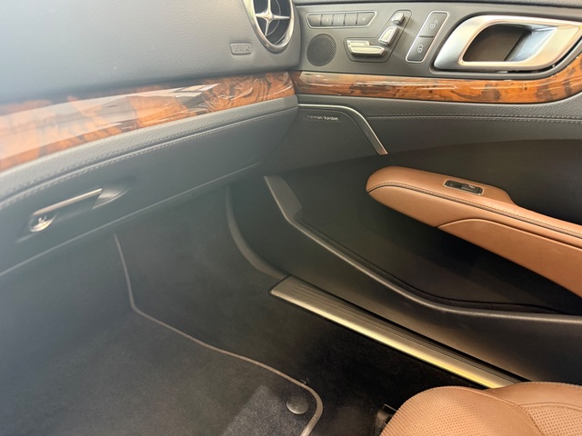 2013 Mercedes-Benz SL 550 Convertible