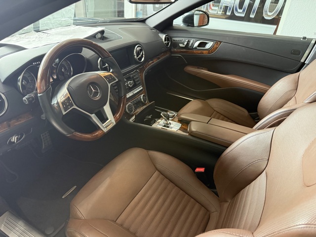 2013 Mercedes-Benz SL 550 Convertible