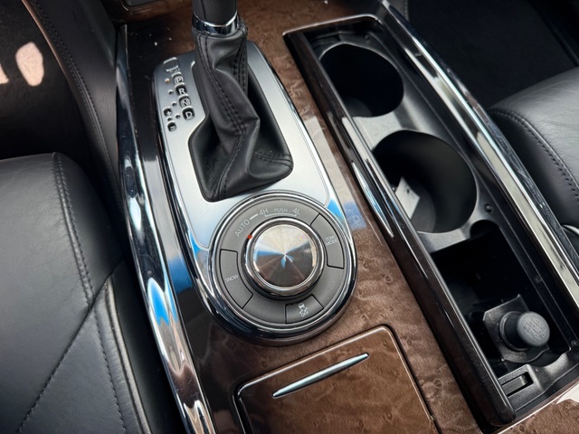 2013 INFINITI QX 56 4WD