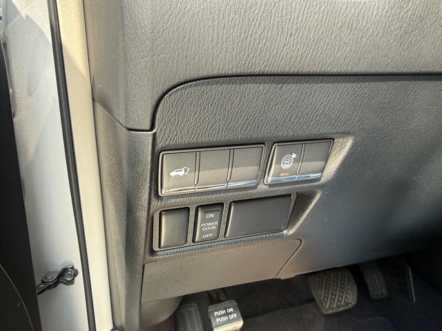 2013 INFINITI QX 56 4WD