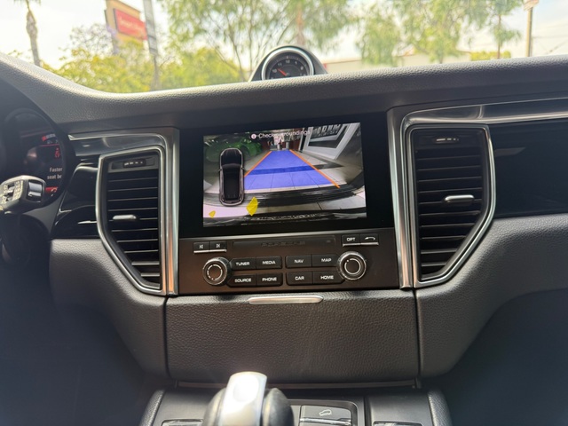 2018 Porsche Macan Awd