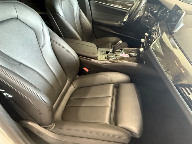 2018 BMW 530i