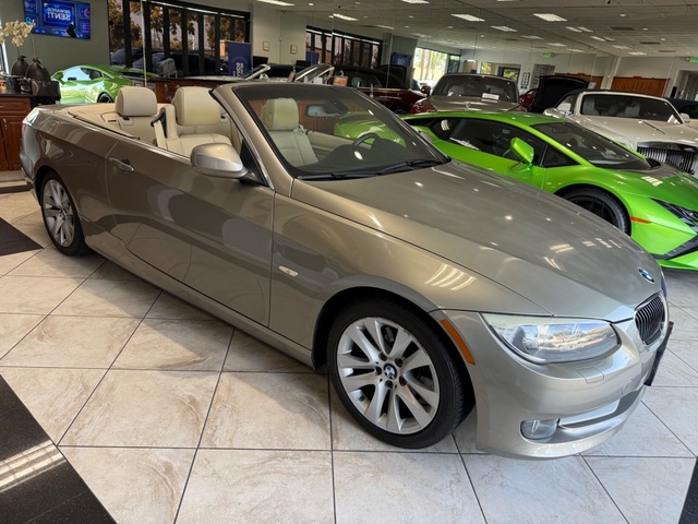 2011 BMW 3 Series 328i Convertible SULEV's photo