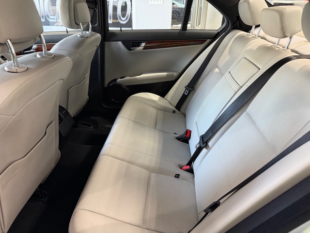2011 Mercedes-Benz C-class C 300 Luxury