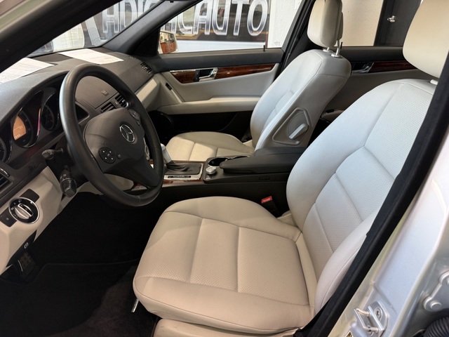 2011 Mercedes-Benz C-class C 300 Luxury