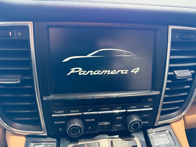2016 Porsche Panamera 4S Edition