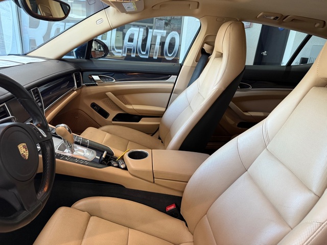 2016 Porsche Panamera 4S Edition