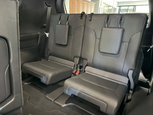 2025 Lexus LX 600 Luxury