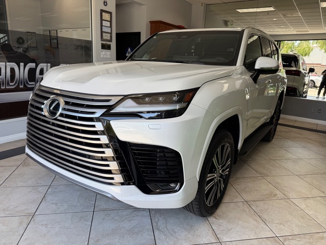 2025 Lexus LX 600 Luxury