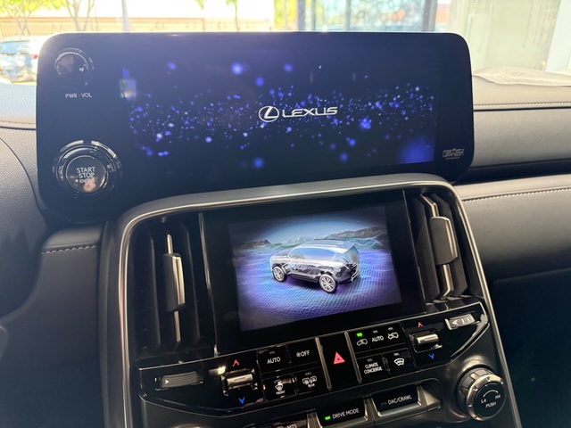 2025 Lexus LX 600 Luxury