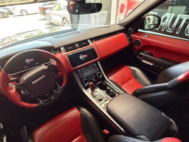 2020 Land Rover Range Rover Sport SVR