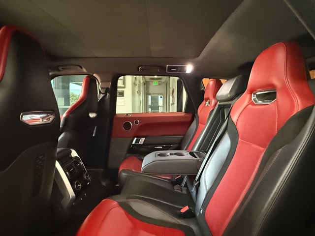 2020 Land Rover Range Rover Sport SVR