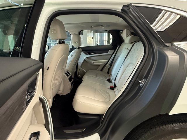 2023 Jaguar F-Pace S P250 S