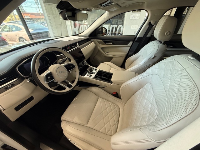 2023 Jaguar F-Pace S P250 S