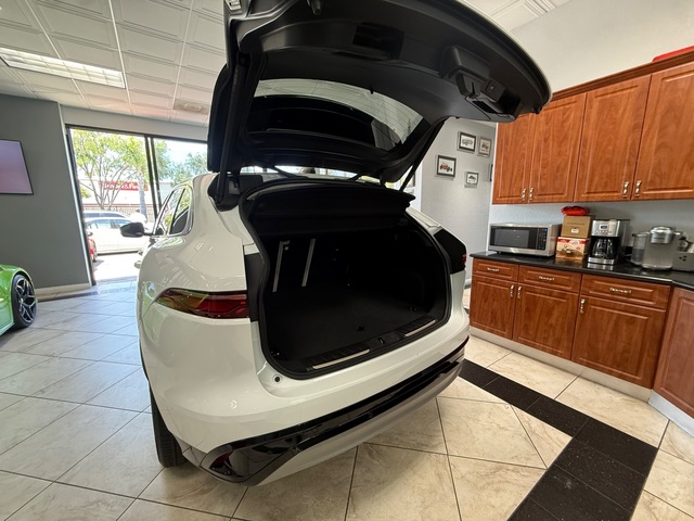 2023 Jaguar F-Pace S P250 S