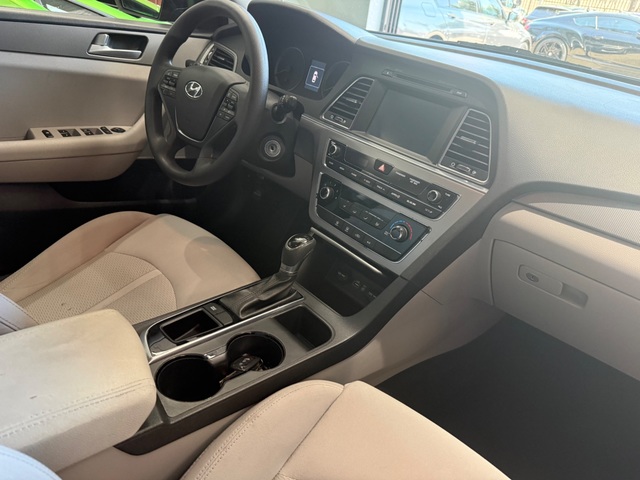 2016 Hyundai Sonata SE