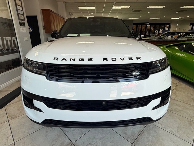 2024 Land Rover Range Rover Sport P360 SE