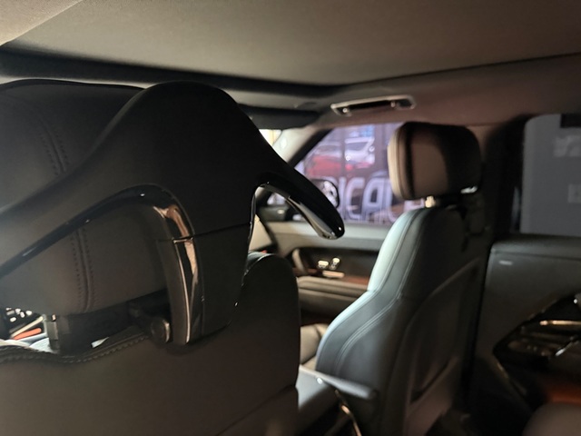 2024 Land Rover Range Rover Sport P360 SE