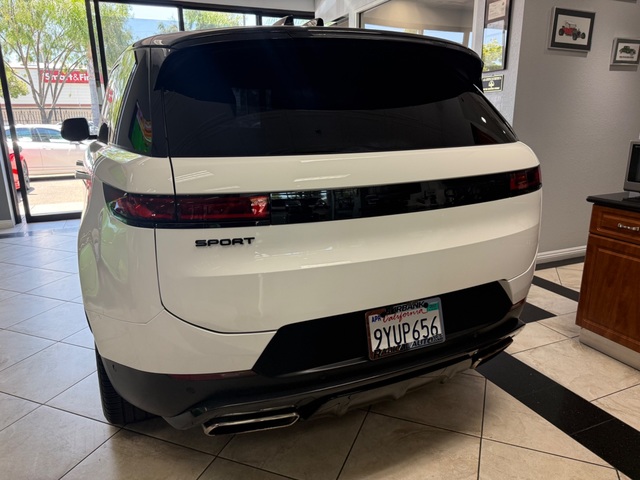 2024 Land Rover Range Rover Sport P360 SE