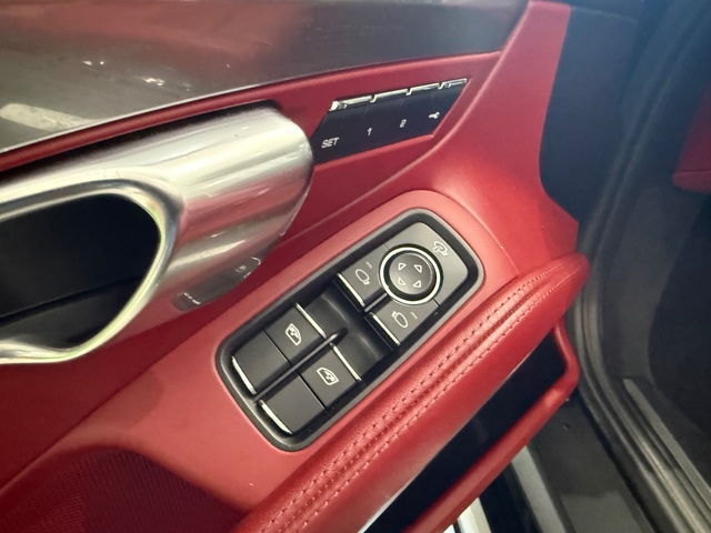 2024 Porsche 718 Boxster