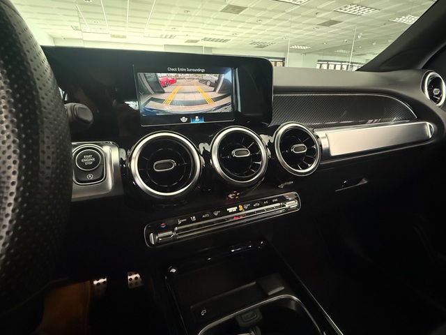 2021 Mercedes-Benz GLB 250 GLB 250