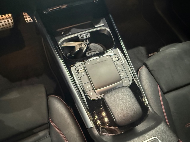 2021 Mercedes-Benz GLB 250 GLB 250