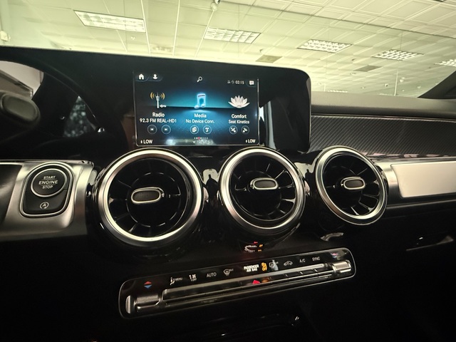 2021 Mercedes-Benz GLB 250 GLB 250