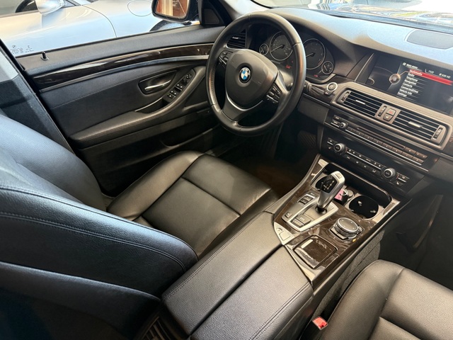 2015 BMW 5 Series 528I