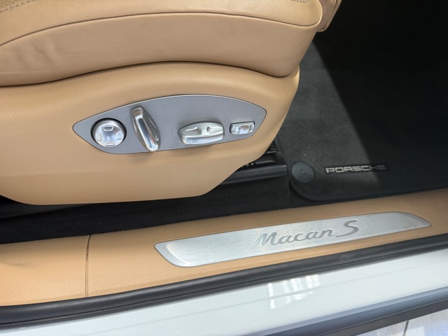 2017 Porsche Macan S