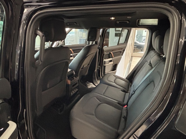 2023 Land Rover Defender 110 S AWD