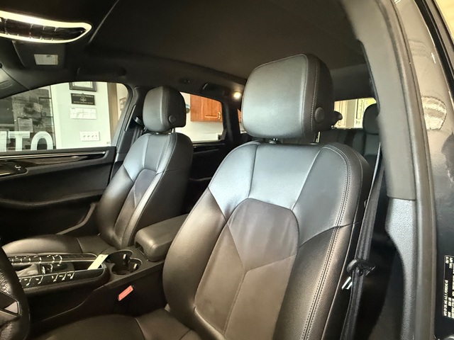 2020 Porsche Macan