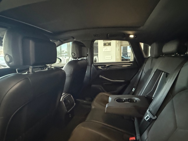 2020 Porsche Macan