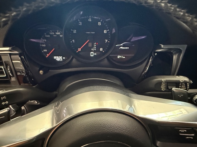 2020 Porsche Macan
