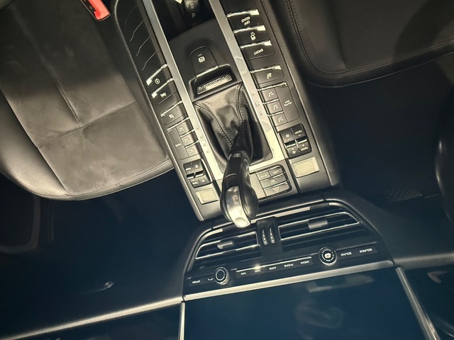 2020 Porsche Macan