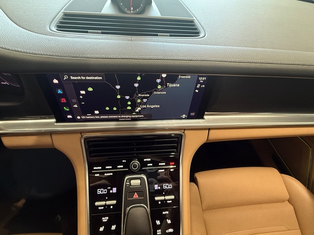 2023 Porsche Panamera 4