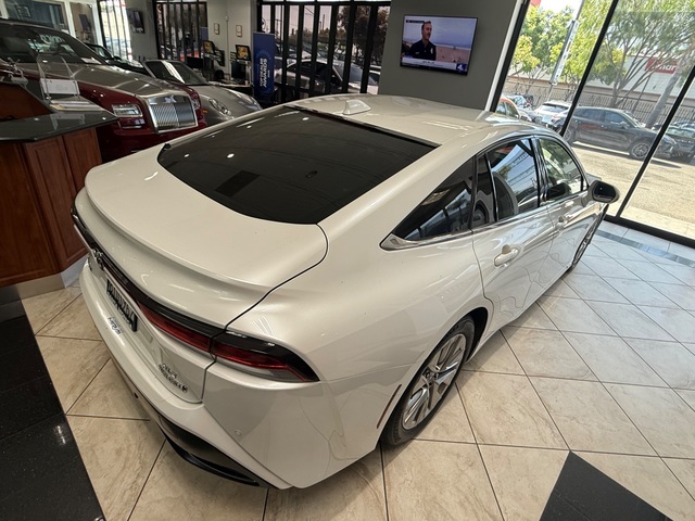 2021 Toyota Mirai XLE