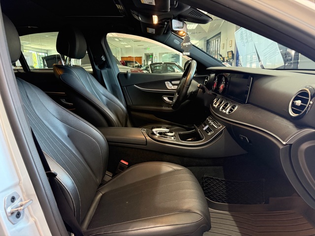 2019 Mercedes-Benz E 300