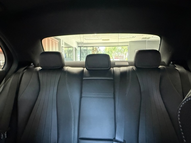 2019 Mercedes-Benz E 300