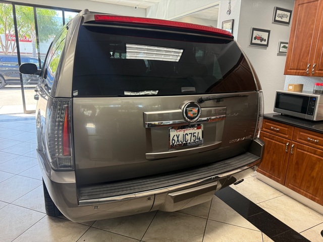 2013 Cadillac Escalade Premium