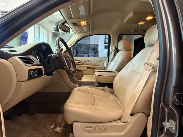 2013 Cadillac Escalade Premium
