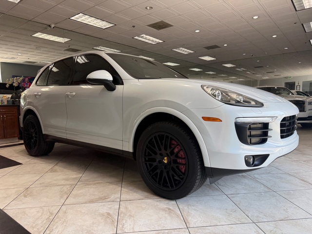 2017 Porsche Cayenne