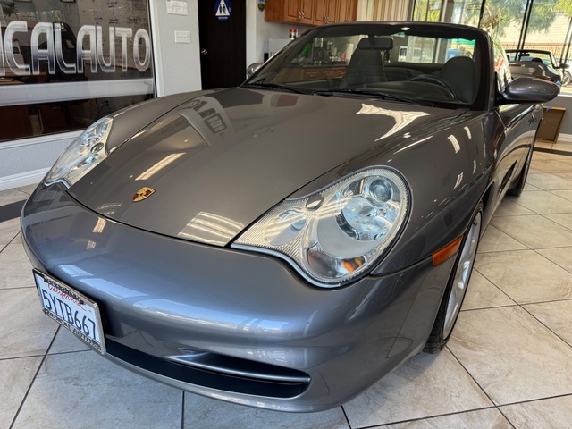 2004 Porsche 911 Carrera