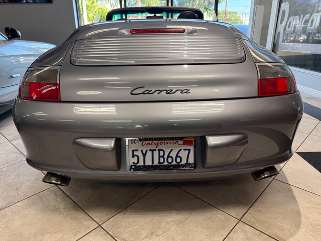 2004 Porsche 911 Carrera