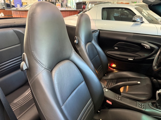2004 Porsche 911 Carrera