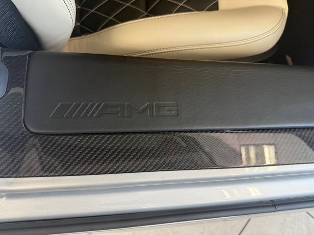 2011 Mercedes-Benz SLS AMG