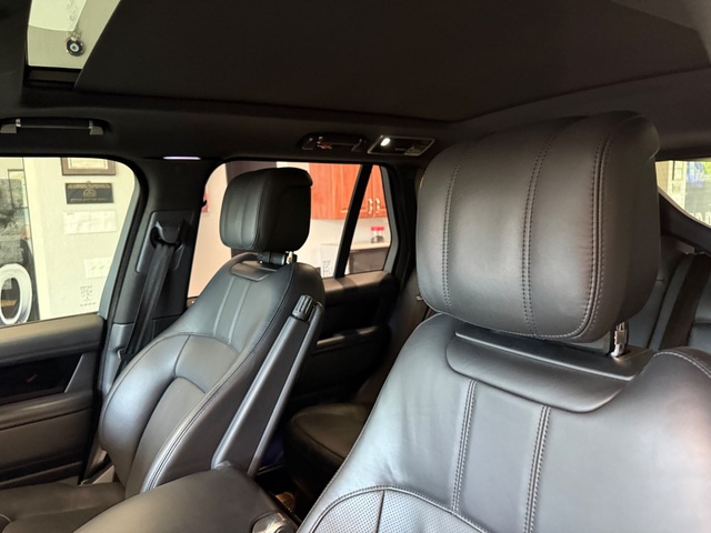 2020 Land Rover Range Rover P525 HSE