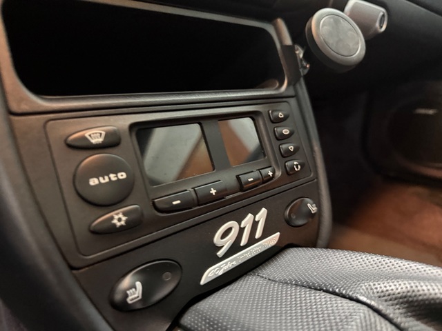 2004 Porsche 911 Carrera