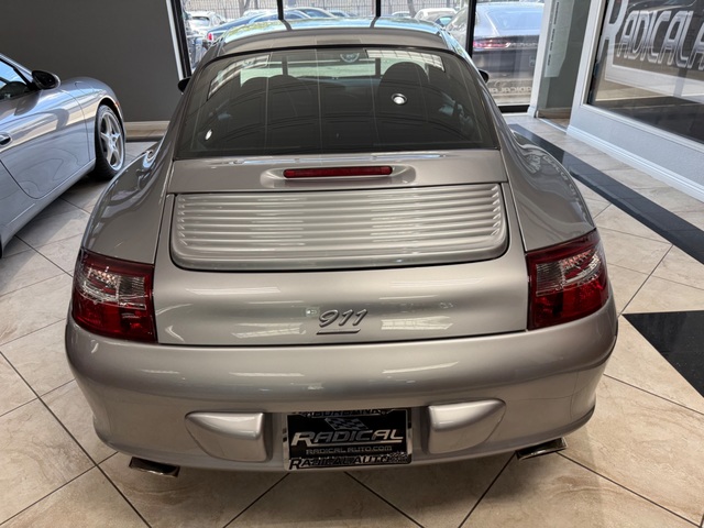 2004 Porsche 911 Carrera