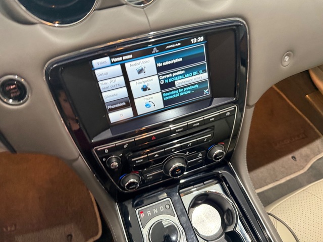 2014 Jaguar XJL Portfolio